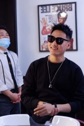 -绅仕門男士理发馆