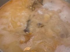 -鲜入围煮花胶鸡海鲜火锅