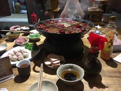 -白乐天毛肚火锅馆(解放碑店)