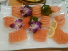 -青瓦餐厅·生鱼片·韩园烤肉(西塔店)