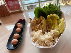 -喃喃椰·糟粕醋椰子鸡火锅(七堡花园店)
