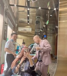 -卡尔诗·科技美肤连锁