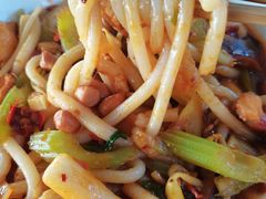 鸡肉炒米粉-清真餐厅