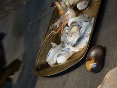 -铭牛烧肉·和牛海鲜自助(高新月牙湖店)