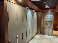 -君怡休闲洗浴会馆