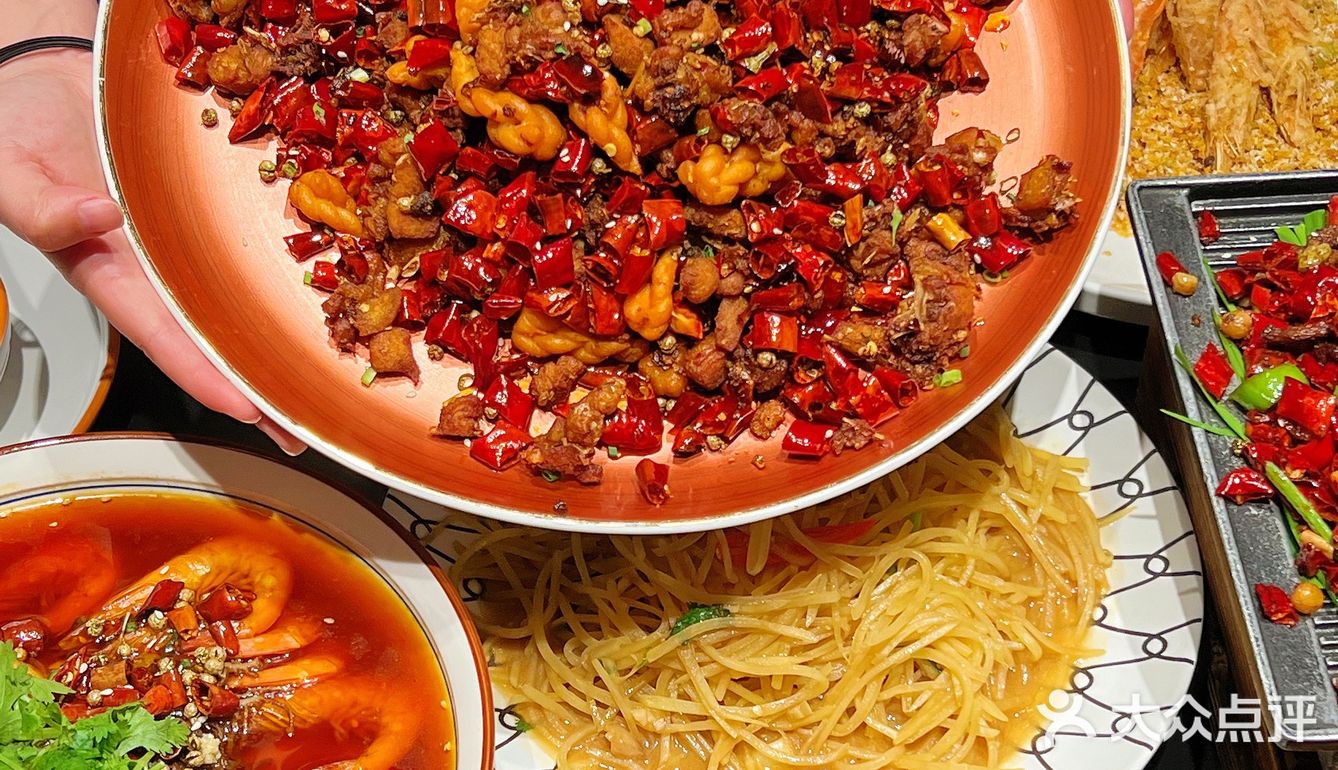 苏州最潮酷川菜🔥为了奶砖刨冰我要去100次‼️