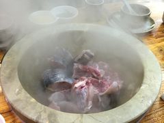 -滇香肴·云南菜蒸汽石锅鱼(云南北路店)