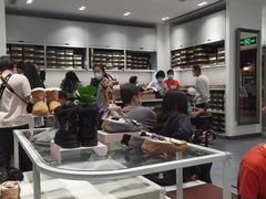 -UGG(燕莎奥特莱斯购物中心店)