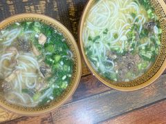-正宗李家土鸡米线店