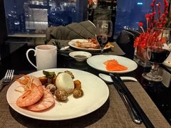 -唐拉雅秀酒店-西锦汇空中BBQ·思创餐厅