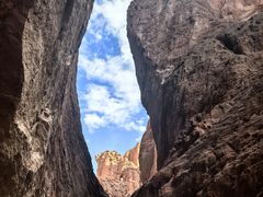 -天山神秘大峡谷