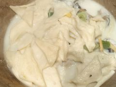-滇香肴·云南菜蒸汽石锅鱼(云南北路店)