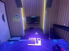 -皇马纯KTV·量贩·聚会(民治店)