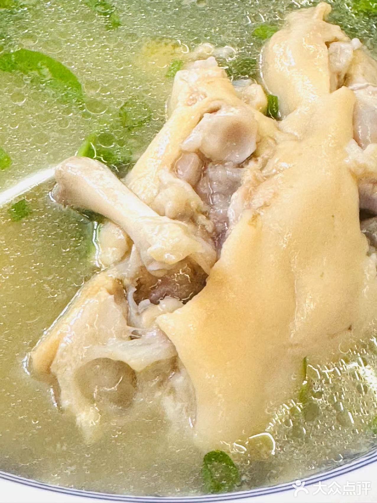 市中心地道美味，鲜香正心堂老妈蹄花