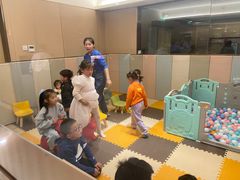 -海底捞火锅(曹安公路店)
