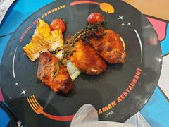 -钱小奴海鲜自助黑金店(杭州滨江龙湖店)