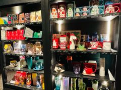 -星巴克臻选(南京金茂览秀城店)