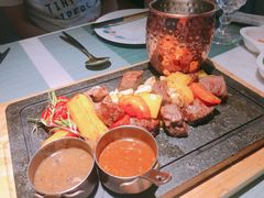 田园澳洲骰子牛肉-蜜桃花开·中西融合菜E&W(南长街店)