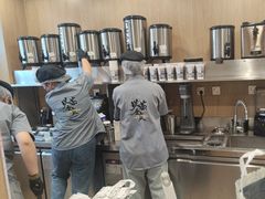 -霸王茶姬(南强街店)