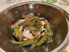 -小火炕铁锅炖鱼