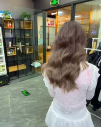 -藤野造型烫染·漂发