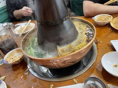 -楼外楼大刀肉传统火锅居(博学路店)