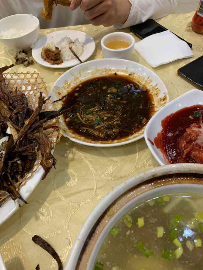 大鸿运酒店牛角浜店-"每年基本上都要来这里吃,几乎成了定点饭.