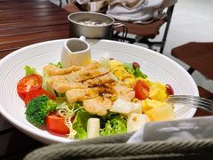 -F+轻食健身赋能空间(中华北路国贸商场店)