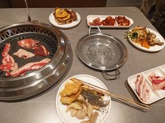 -黑金·寻焰自助百汇·烤肉·火锅(中街店)