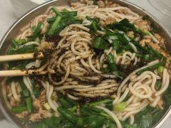 -正宗杨记普洱酸醋米线(总店)