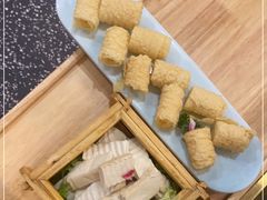 -洪氏嗨捞·猪肚鸡火锅(阳光天地店)