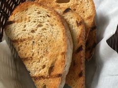 面包片-植物园哈利亚餐厅