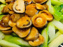 -启东海鲜人家(古美路店)