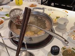 -禄婶鸡煲·打边炉