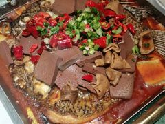-渝是乎酸菜鱼·川渝小炒(新世界百货望京店)