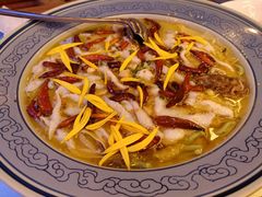 老坛酸菜鲈鱼-鱼库·不仅是一家烤鱼店(车公庙店)