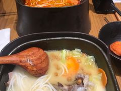 -阿香米线(凯德广场.1818店)