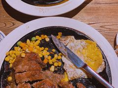 -牛排叔叔自助餐厅(太原万达店)