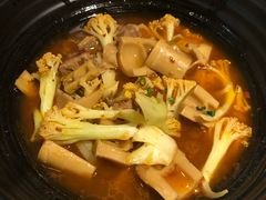 散叶花菜笋炖牛腩-南小馆(迪士尼小镇店)