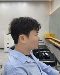 点击看大图 -YESIDO椰岛造型烫发染发