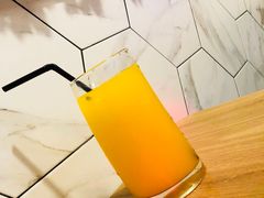 -樱花里音乐餐吧·牛扒椰子鸡(东圃店)