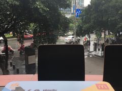 -麦当劳(十字街店)
