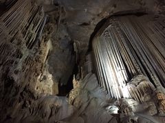 -巴马水晶宫
