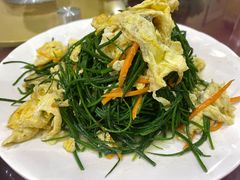 沙葱炒鸡蛋-壹阁胡羊焖饼(特色小吃街店)