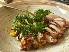 八爪鱼配烤玉米-BOR Eatery(安福路店)