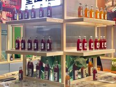 -上海跨国采购会展中心