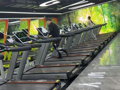 -宝德龙游泳健身