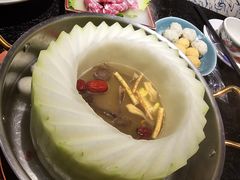 -得意咚瓜·顺德鱼生·冬瓜火锅(深圳首店)