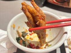 -龙巢盱眙龙虾·牛蛙·烧烤宵夜(八卦岭店)