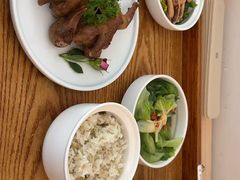 -雪梅月子中心(华侨城店)